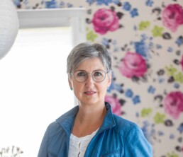 Die Montessori-Pädagogin, Lebens- und Sozialberaterin Gisela Gauder-Wolf ermutigt Eltern, zur Ermutigern ihrer Kinder zu werden.